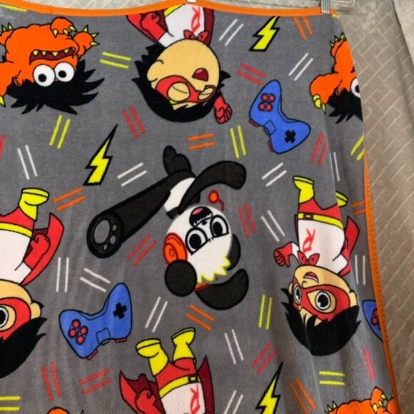 Ryans World Throw Blanket Gray Small Soft Polyester Super Hero Character 60x42 - Picture 3 of 9
